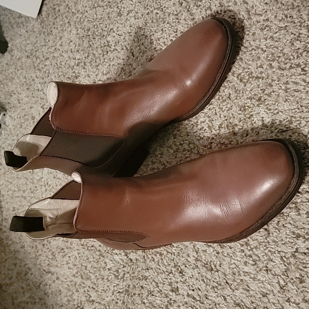 Beau Chelsea Boots